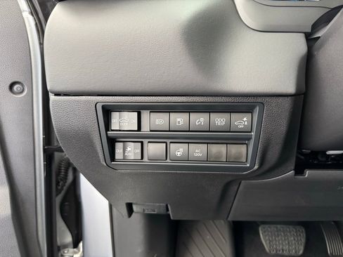 New 2026 Toyota Tundra Platinum image 38