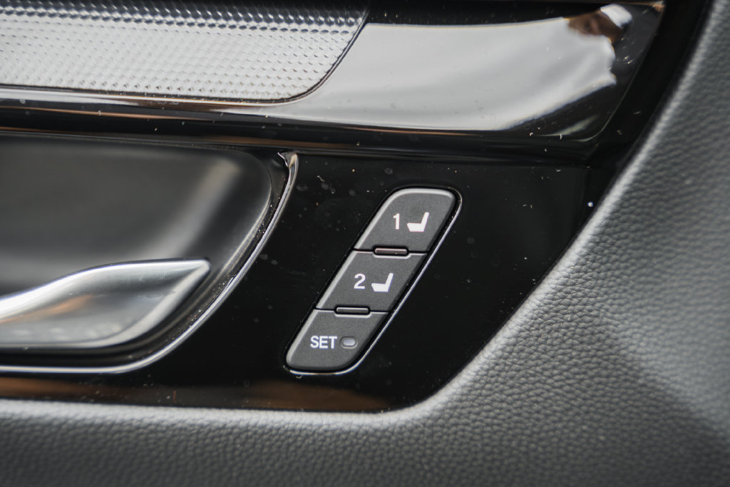 Certified 2026 Honda CR-V EX-L image 40