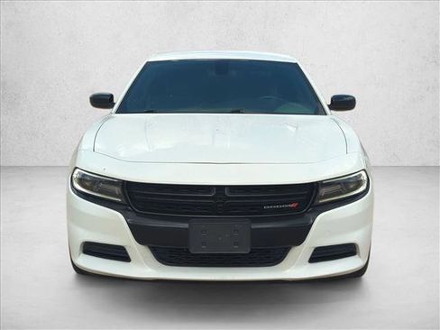 Used 2019 Dodge Charger SXT w/ Plus Group image 2