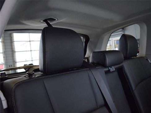 Used 2018 Subaru Forester 2.5i Touring w/ Popular Package #2 image 38