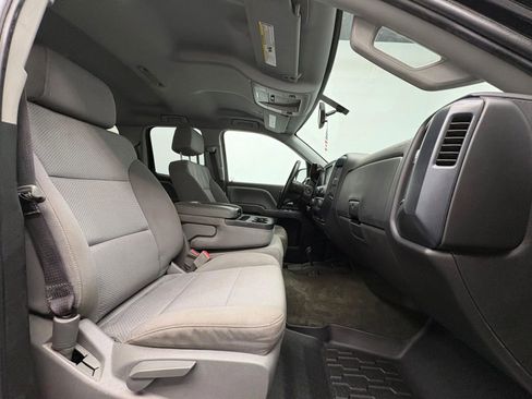 Used 2017 Chevrolet Silverado 1500 Custom w/ Custom Convenience Package AWD/4WD image 16