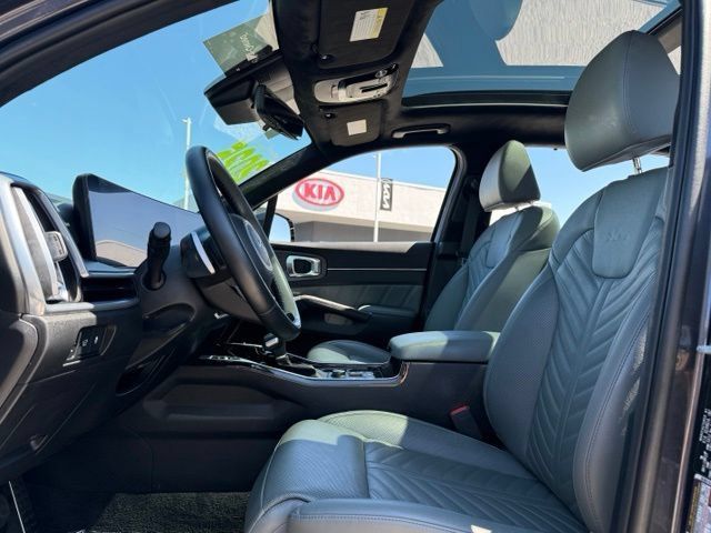 Certified 2025 Kia Sorento SX Prestige w/ Sage Leather Package AWD/4WD image 22