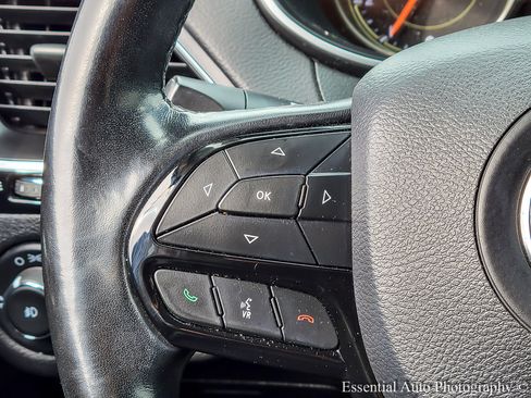 Used 2021 Jeep Cherokee Latitude Plus image 13