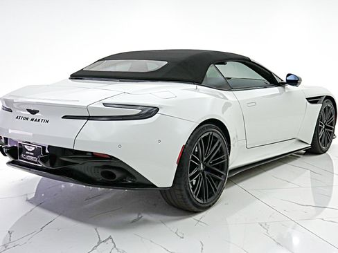 Used 2024 Aston Martin DB12 Convertible RWD image 29