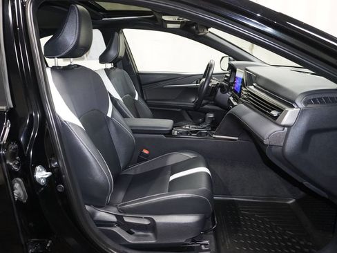 Certified 2025 Toyota Camry SE image 13