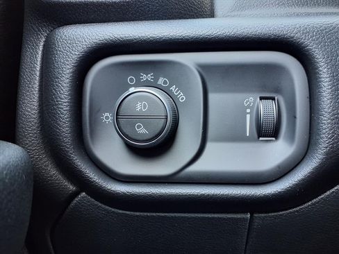 New 2026 RAM 2500 Tradesman AWD/4WD image 16