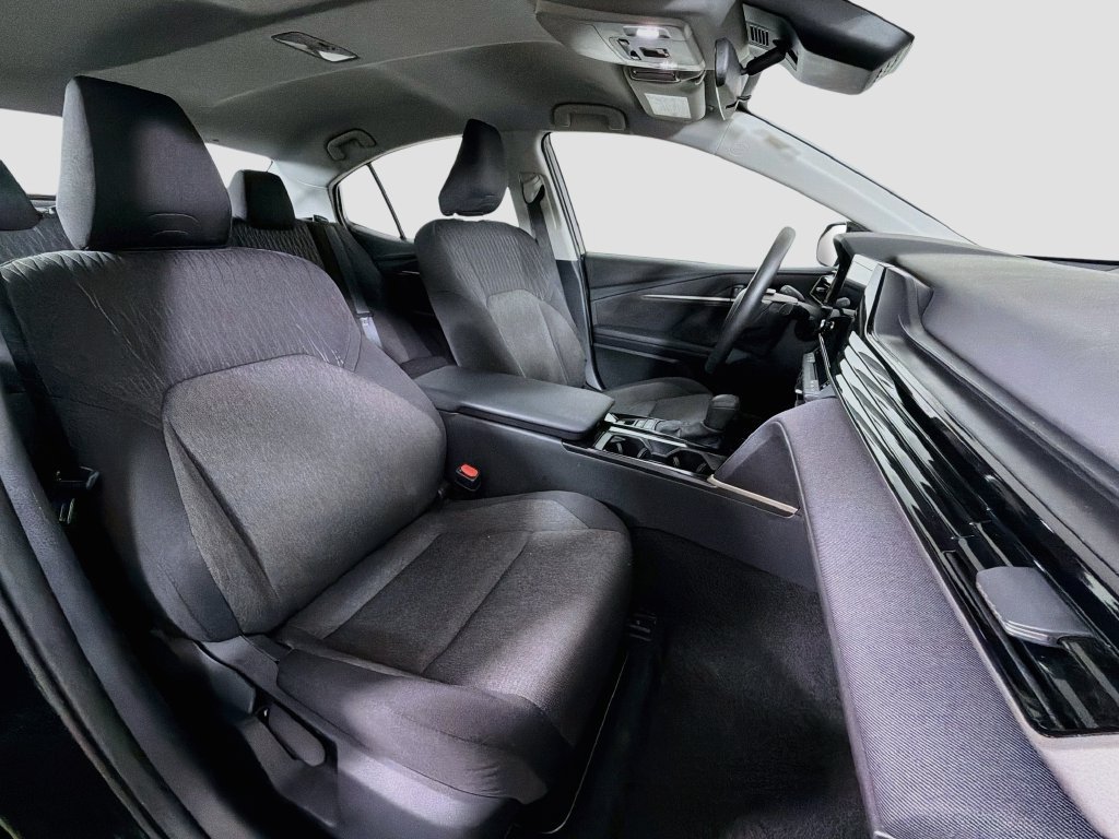 Used 2025 Toyota Camry LE FWD image 29