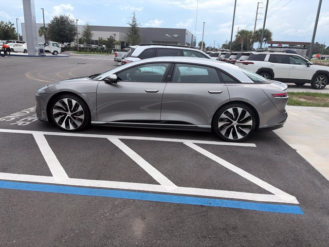 Used 2023 Lucid Air Touring AWD/4WD image 3