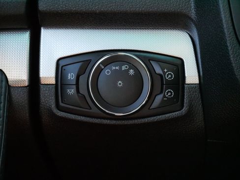 Used 2013 Ford Explorer XLT FWD image 26