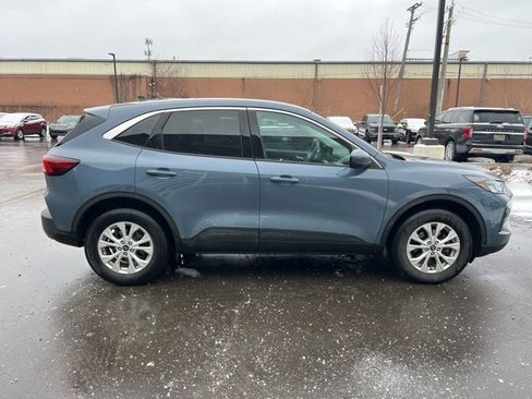 Used 2023 Ford Escape Active w/ Tech Pack #2 image 4