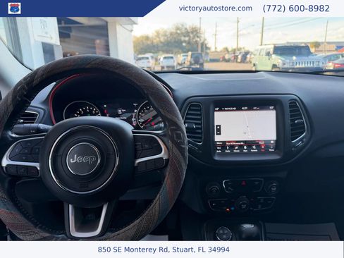 Used 2019 Jeep Compass Trailhawk w/ Cold Weather Group image 33