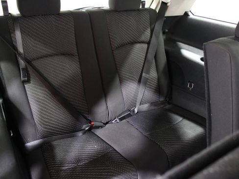 Used 2014 Dodge Journey SXT w/ Flexible Seating Group image 24