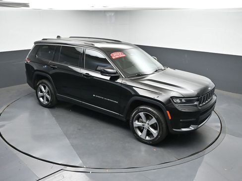 Used 2022 Jeep Grand Cherokee L Limited image 39