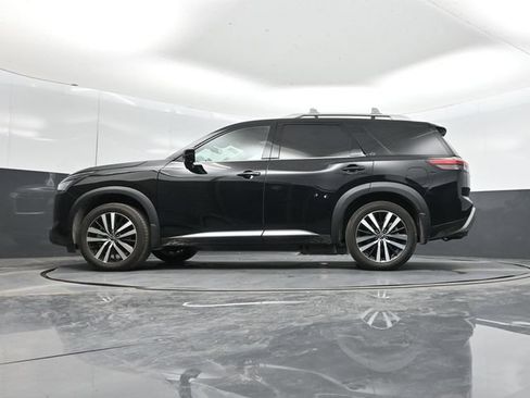 Used 2025 Nissan Pathfinder Platinum FWD image 66