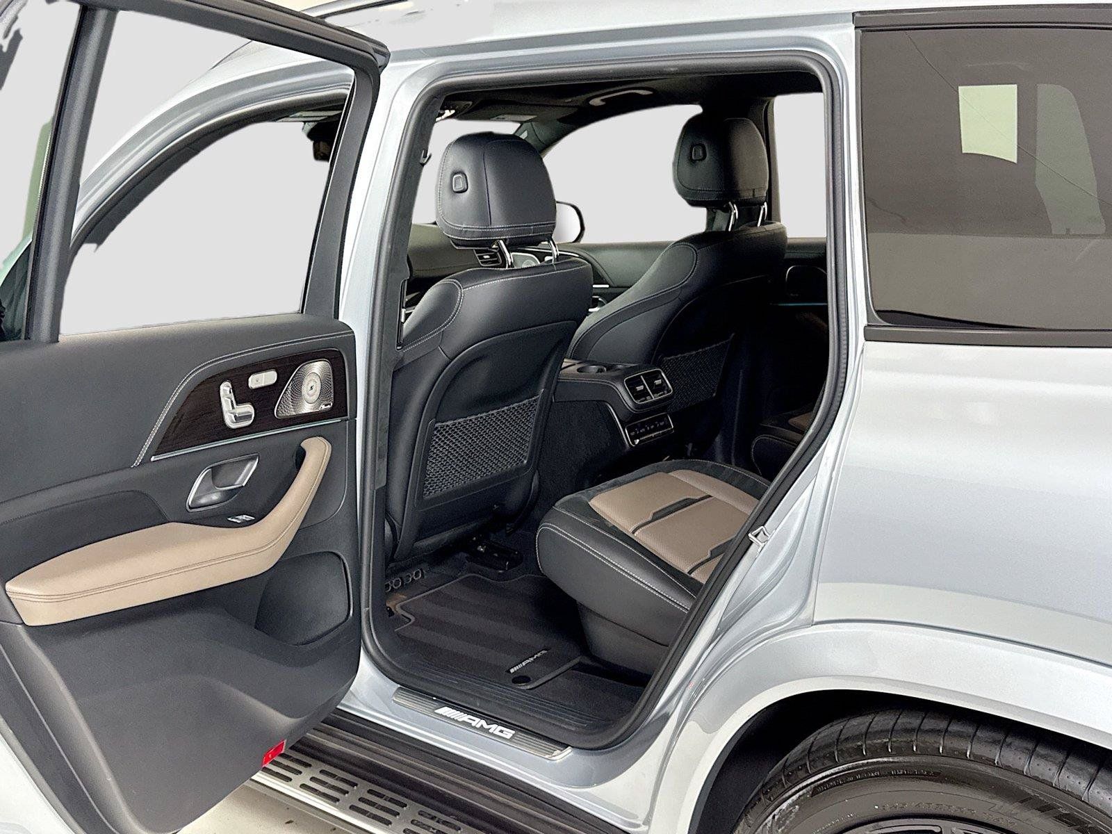 Used 2023 Mercedes-Benz GLS 63 AMG 4MATIC image 27