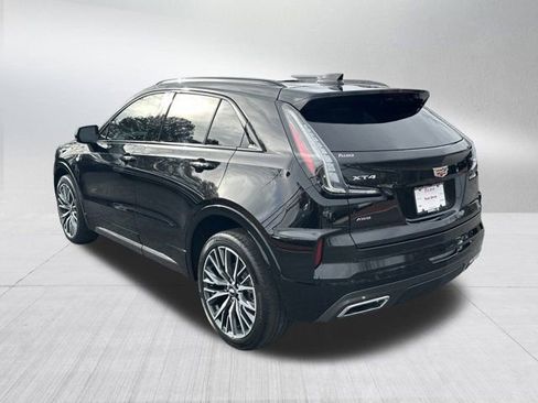 Used 2024 Cadillac XT4 Sport image 8