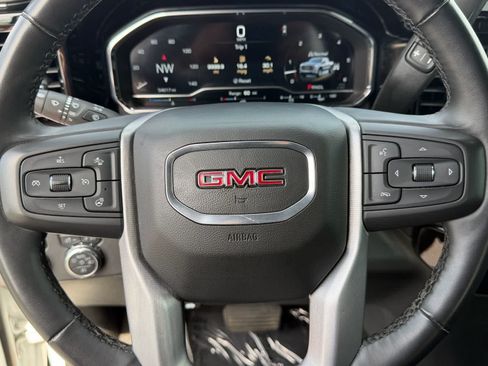 Used 2024 GMC Sierra 1500 SLT AWD/4WD image 30