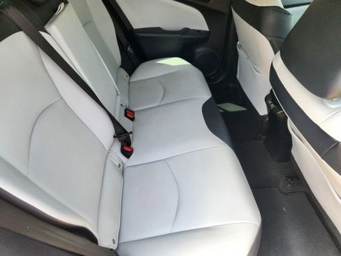 Used 2019 Toyota Prius Limited FWD image 32