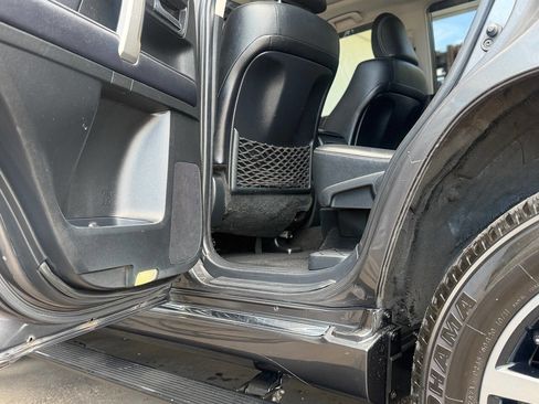 Used 2018 Toyota 4Runner Limited AWD/4WD image 35