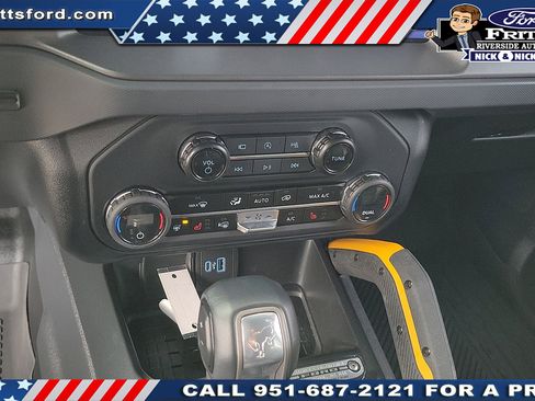 Certified 2024 Ford Bronco Badlands image 9