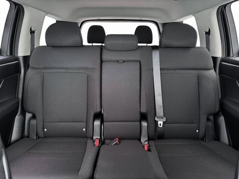 New 2026 Hyundai Santa Fe SE image 16