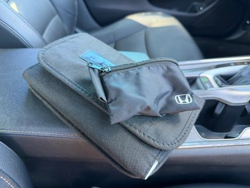 Used 2019 Honda Accord Sport image 19