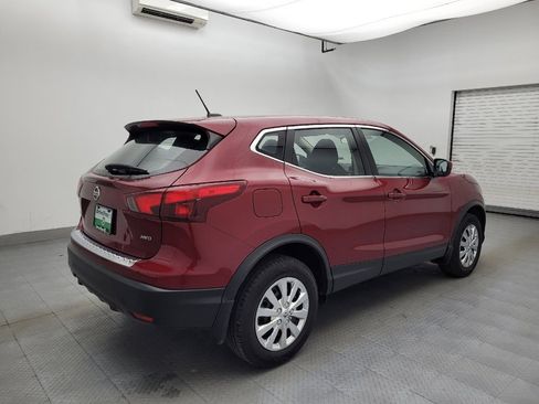 Used 2019 Nissan Rogue Sport S image 9