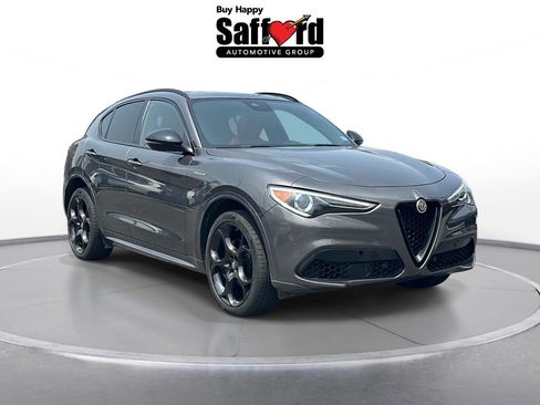 Used 2022 Alfa Romeo Stelvio Veloce AWD/4WD image 10
