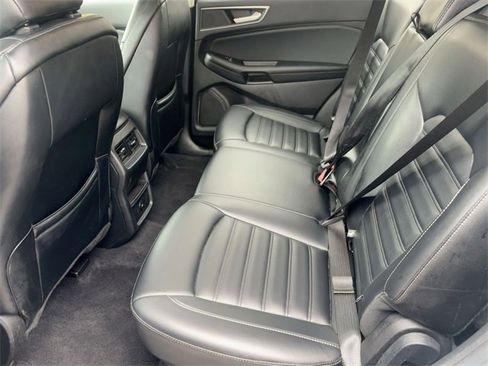 Used 2023 Ford Edge SEL image 25