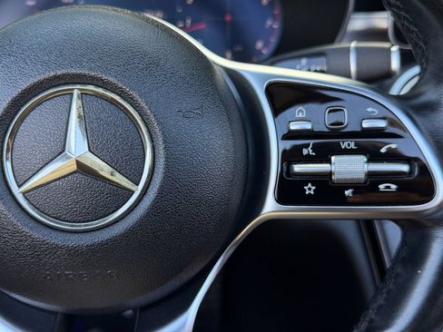 Used 2019 Mercedes-Benz C 300 4MATIC Cabriolet image 37