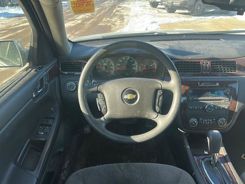 Used 2015 Chevrolet Impala LT image 22