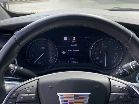 Used 2024 Cadillac XT5 Premium Luxury w/ Technology Package image 11