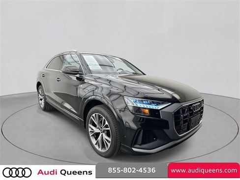 Used 2023 Audi Q8 Premium Plus w/ Premium Plus Package image 5