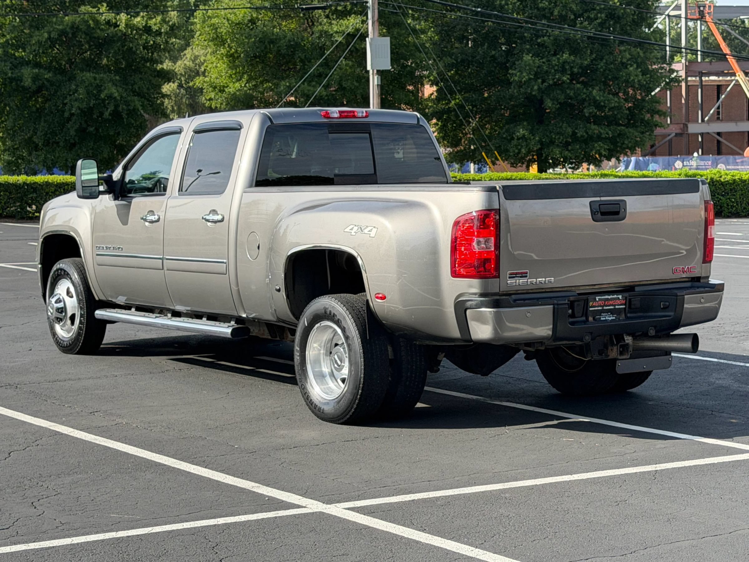 Used 2012 GMC Sierra 3500 Denali AWD/4WD image 9