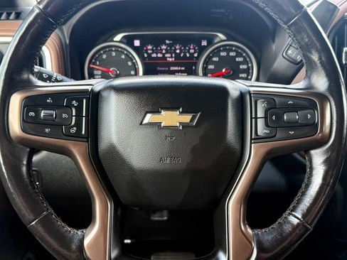 Certified 2019 Chevrolet Silverado 1500 High Country w/ High Country Premium Package AWD/4WD image 43