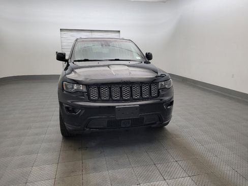 Used 2022 Jeep Grand Cherokee Laredo X AWD/4WD image 14