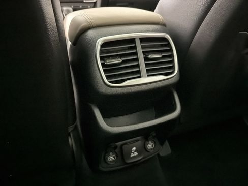 Used 2020 Hyundai Santa Fe Limited FWD image 31