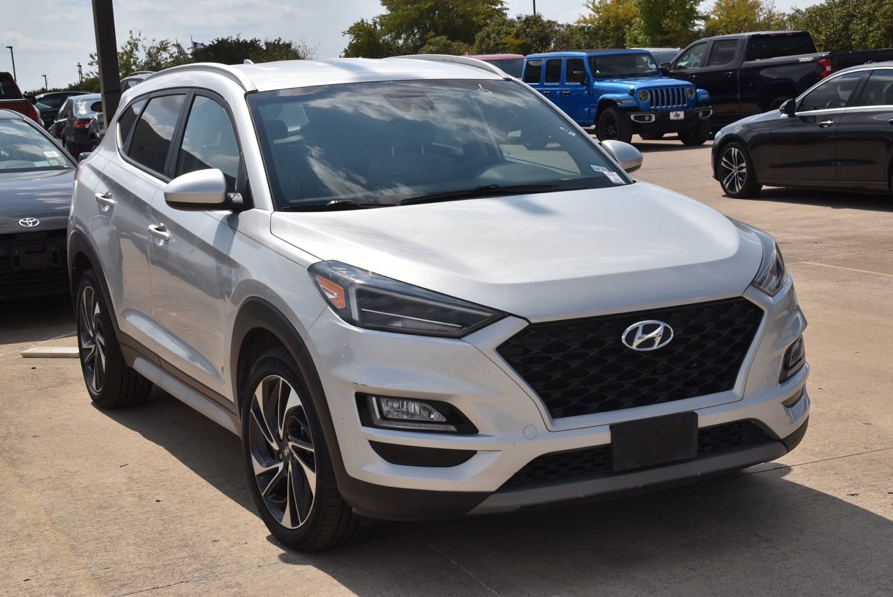 Used 2019 Hyundai Tucson Sport FWD image 4