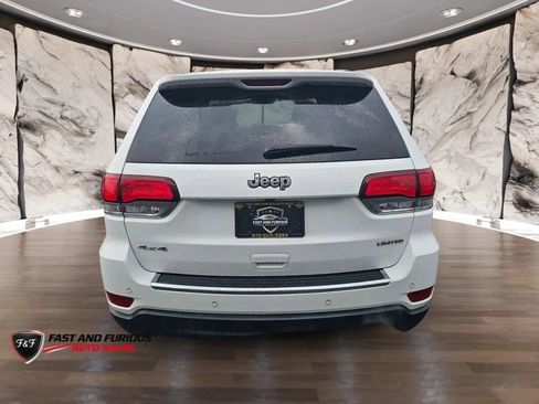 Used 2020 Jeep Grand Cherokee Limited AWD/4WD image 29