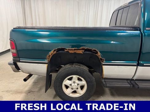 Used 1997 Dodge Ram 1500 Truck 4x4 Club Cab image 5