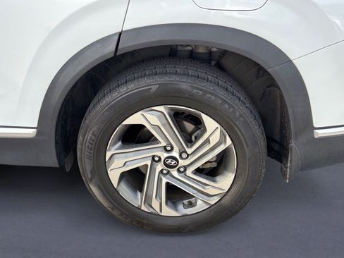 Used 2021 Hyundai Santa Fe SEL w/ Convenience Package image 3