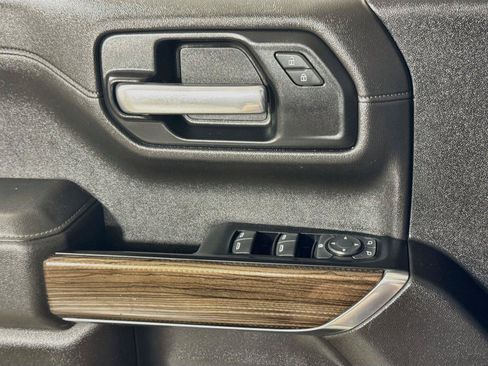 Used 2019 Chevrolet Silverado 1500 LT w/ Texas Edition RWD image 15