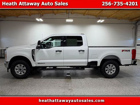 Used 2024 Ford F250 XLT w/ FX4 Off-Road Package AWD/4WD image 1