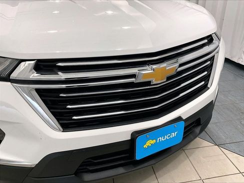 Used 2023 Chevrolet Traverse LT w/ LPO, Floor Liner Package AWD/4WD image 32