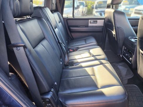 Used 2016 Ford Expedition Limited image 28