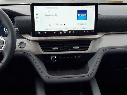 New 2026 Ford Explorer Active image 30