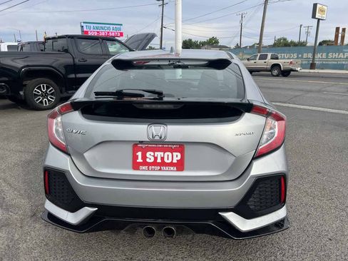 Used 2018 Honda Civic Sport image 6