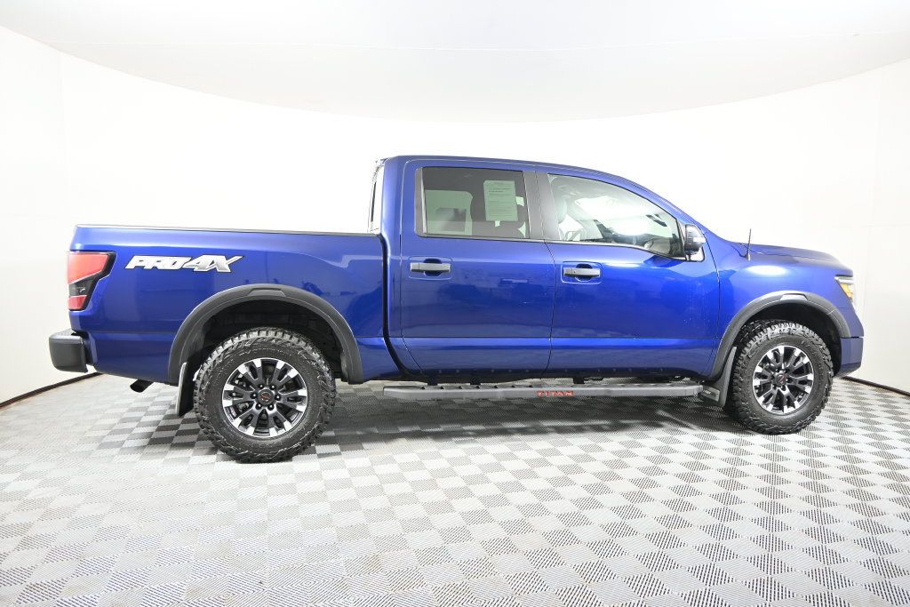 Used 2020 Nissan Titan PRO-4X w/ Pro-4x Convenience Package AWD/4WD image 8