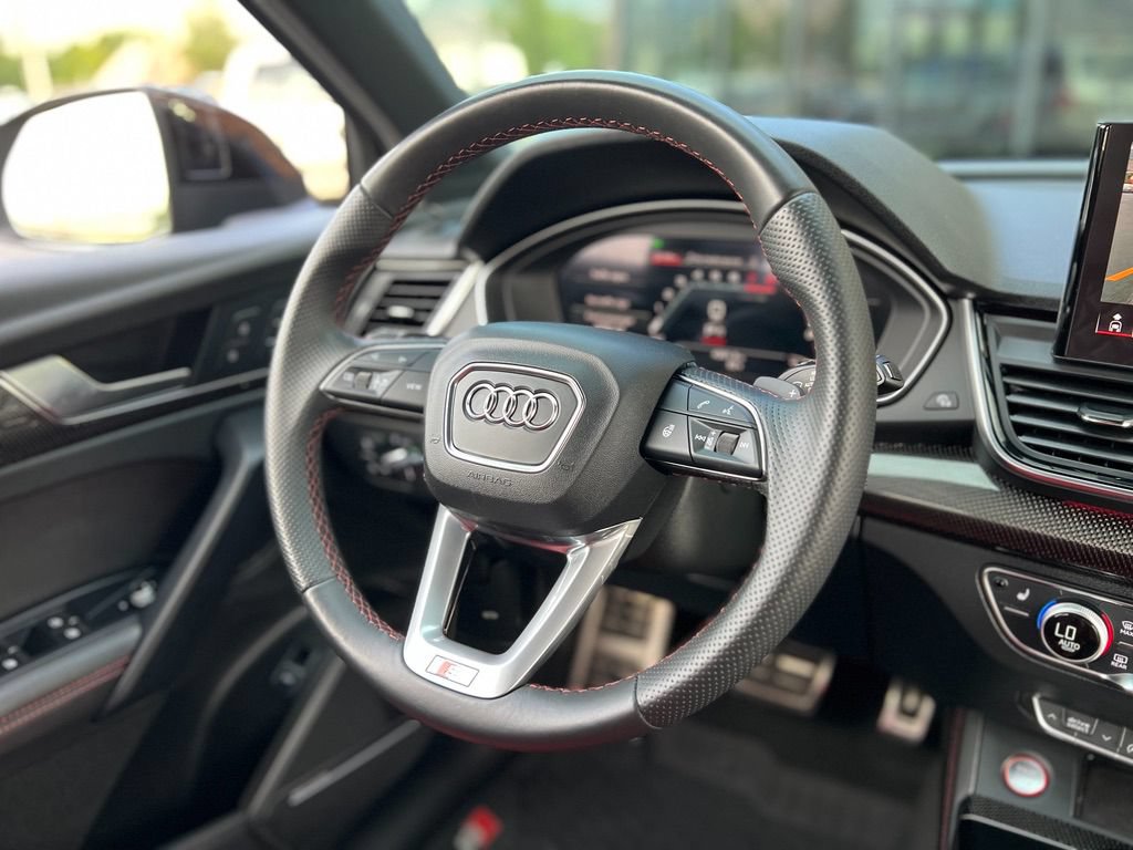 Used 2023 Audi SQ5 Prestige w/ Prestige Package AWD/4WD image 11