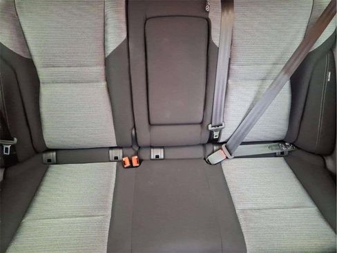 Used 2023 Nissan Rogue SV image 17